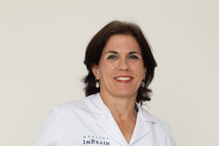 Elena-medio-cuerpo-1